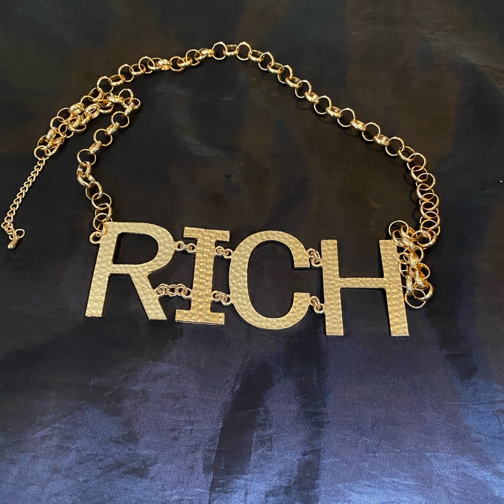 COPY - Rich chain belt